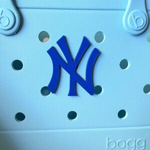 New York Yankees Bogg Charm-New!
